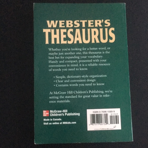 Thesaurus (Webster's Classic Reference Library, New Revised Edition) - Picture 2 of 7